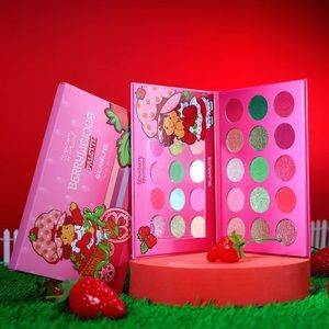Strawberry Shortcake x Glamlite | Berrylicious Palette